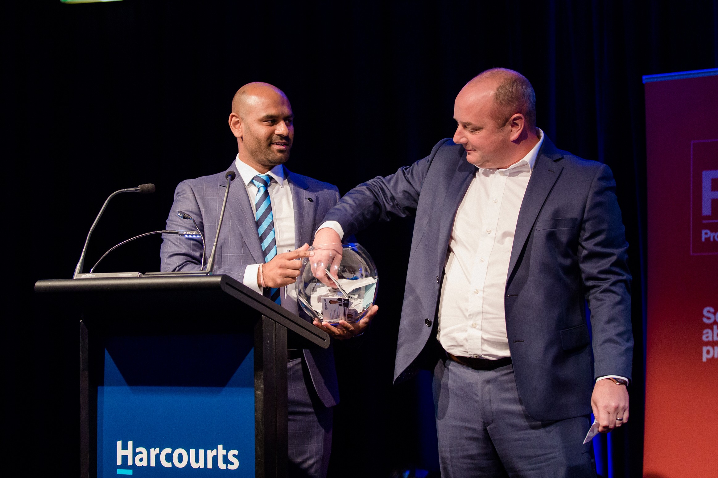 awards harcourts, gala, dinner event, auckland